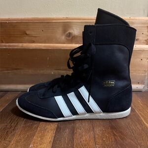 Adidas boxing fashion sneakers size 9.5 brand new